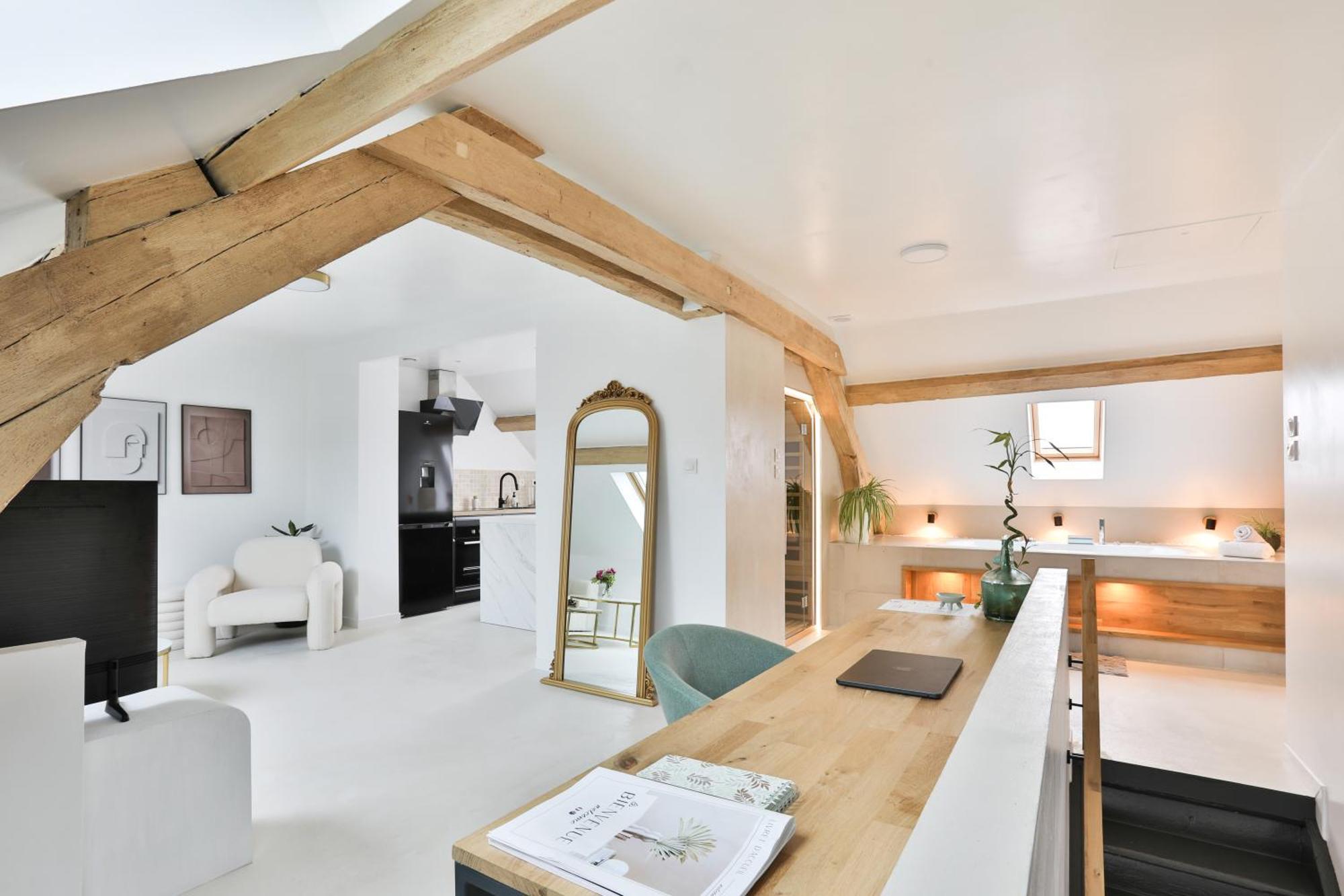 Superbe Avec • Sauna • • Massage Belfort