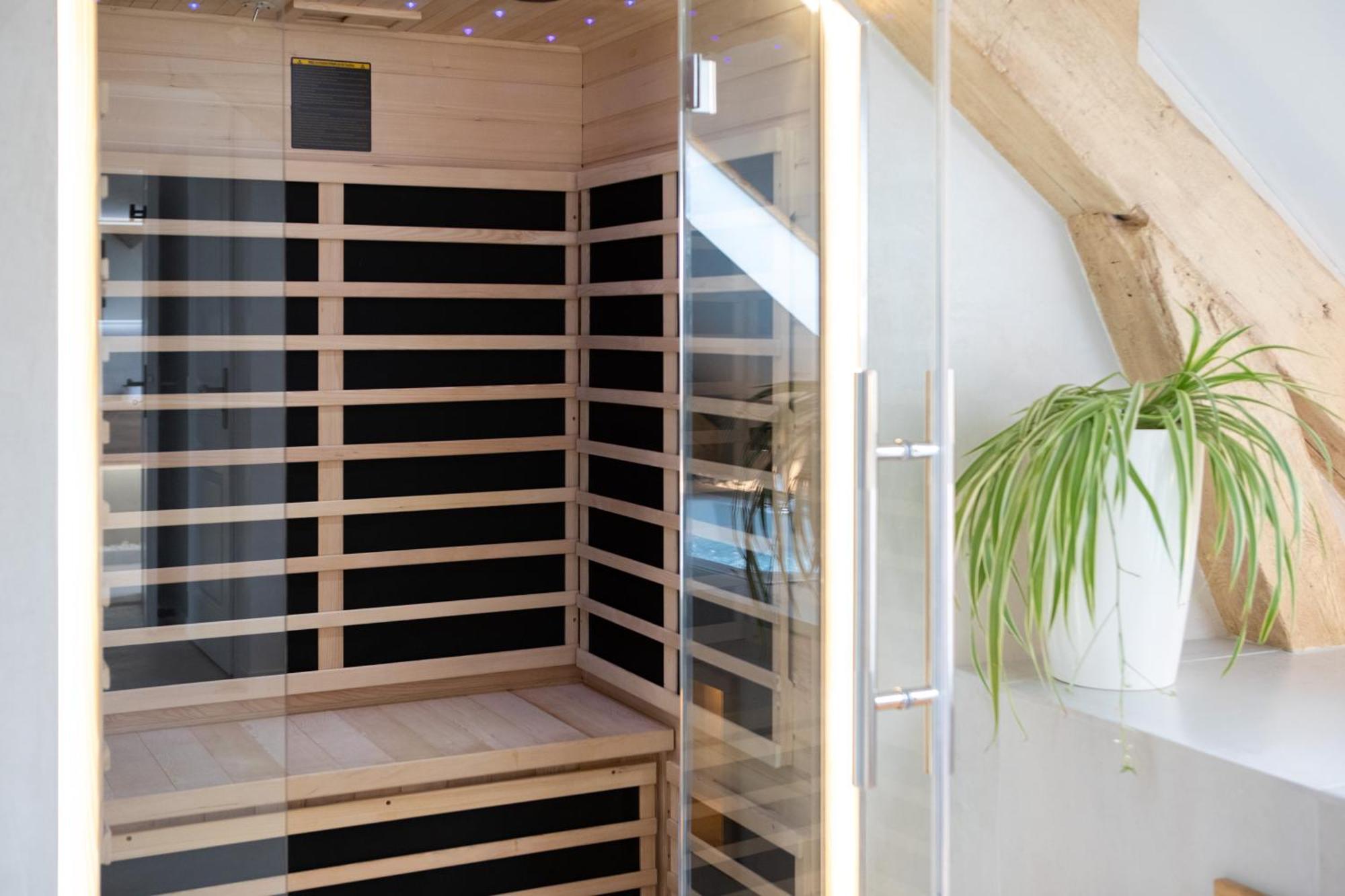 Superbe Avec • Sauna • • Massage * Belfort